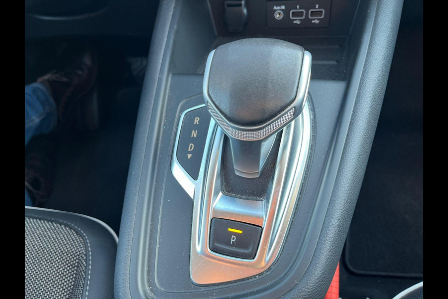 Renault Captur 1.3 TCe 130 Intens cruise control adaptief | stuurwiel verwarmd | trekhaak