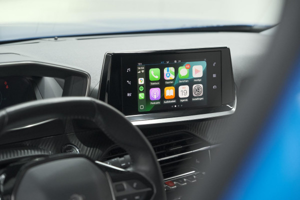 Peugeot 2008 PureTech 130 Allure | Trekhaak | Camera | Stoelverwarming | Adaptieve Cruise Control