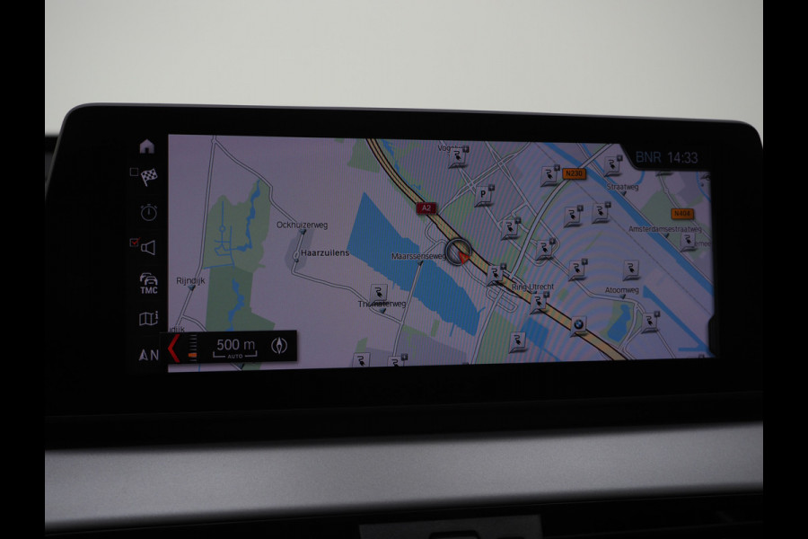 BMW X1 xDrive25e High Executive Shadow | Panoramadak | Head Up | Leder | Camera | Stoelverwarming | LED