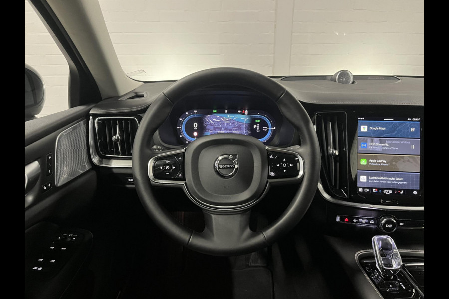 Volvo S60 2.0 T8 AWD Ultimate Dark Massage | Open dak | Bowers & Wilkins | Adapt. cruise | Stoelventilatie /-verwarming | Head-up | *455 PK*
