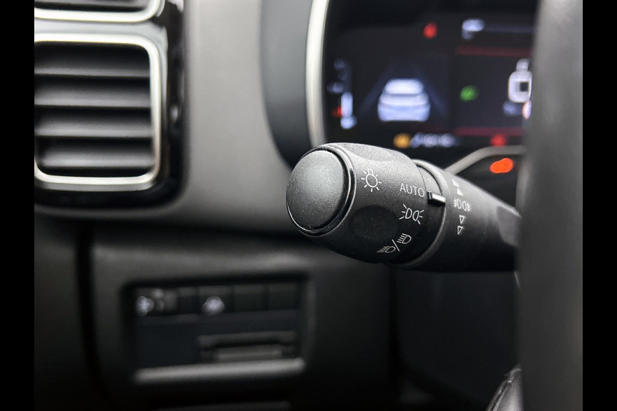 Citroën C5 Aircross 1.5 HDI Automaat Business / Trekhaak / Navigatie / Camera / 1/2 Leder / Radio-multimedia / Airco-ecc. / Apk nieuw