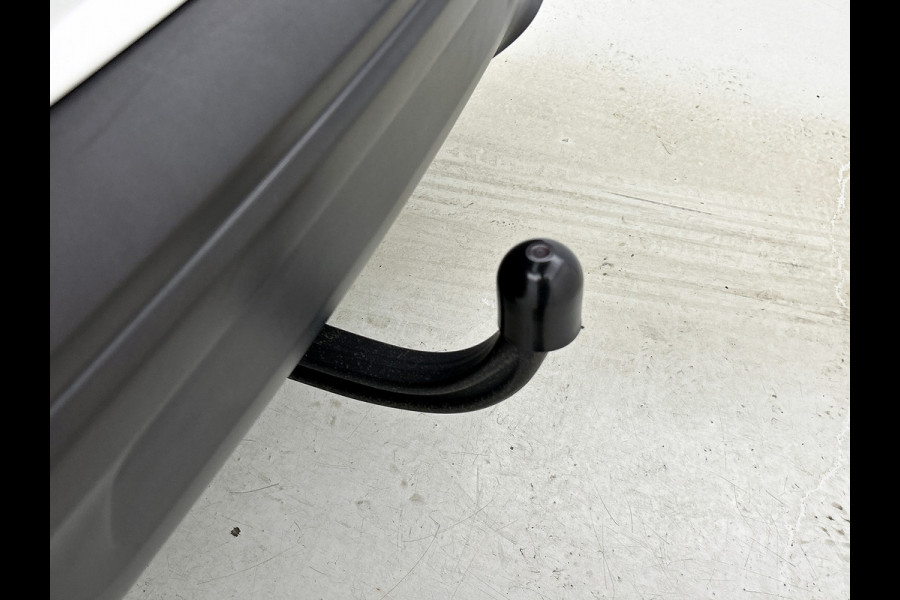 Citroën C5 Aircross 1.5 HDI Automaat Business / Trekhaak / Navigatie / Camera / 1/2 Leder / Radio-multimedia / Airco-ecc. / Apk nieuw