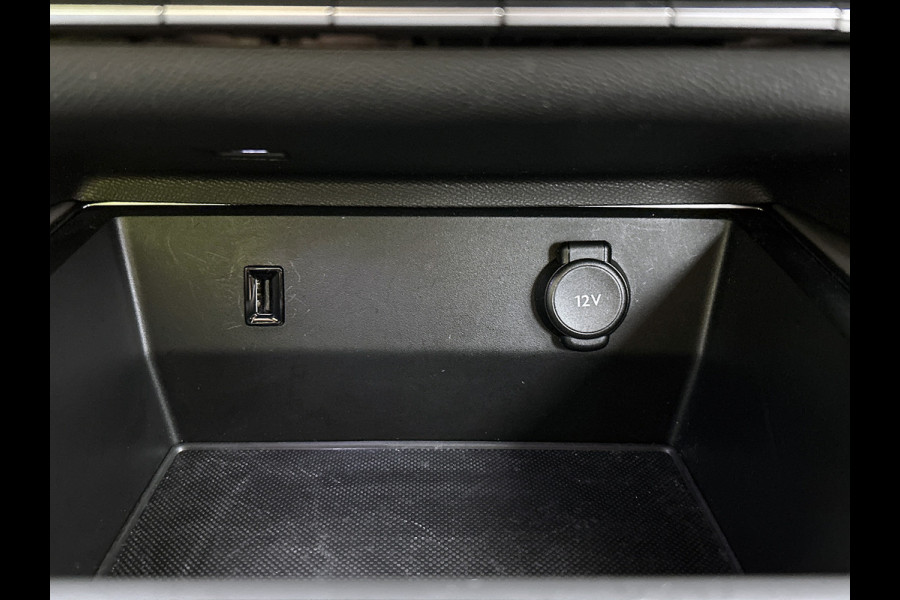 Citroën C5 Aircross 1.5 HDI Automaat Business / Trekhaak / Navigatie / Camera / 1/2 Leder / Radio-multimedia / Airco-ecc. / Apk nieuw