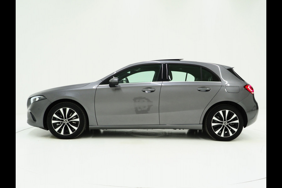 Mercedes-Benz A-Klasse 250 e Panamericana | Panoramadak | Widescreen | Camera | Leder | Zwarte Hemel | Cruise | DAB