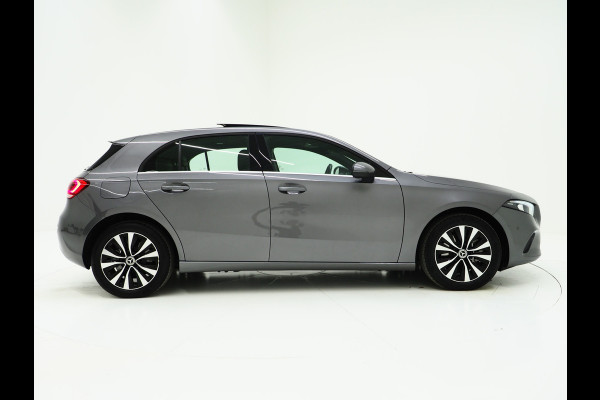 Mercedes-Benz A-Klasse 250 e Panamericana | Panoramadak | Widescreen | Camera | Leder | Zwarte Hemel | Cruise | DAB