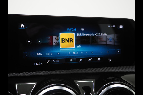 Mercedes-Benz A-Klasse 250 e Panamericana | Panoramadak | Widescreen | Camera | Leder | Zwarte Hemel | Cruise | DAB