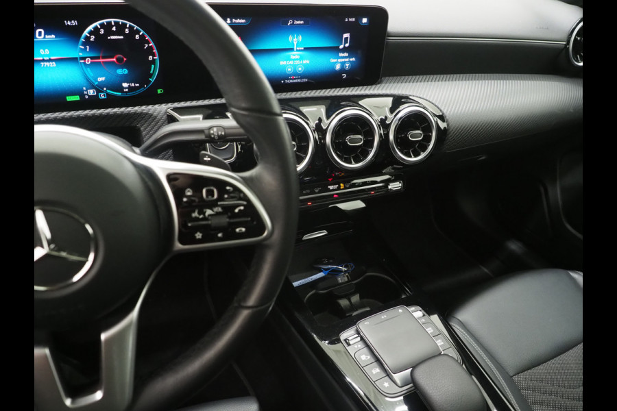 Mercedes-Benz A-Klasse 250 e Panamericana | Panoramadak | Widescreen | Camera | Leder | Zwarte Hemel | Cruise | DAB
