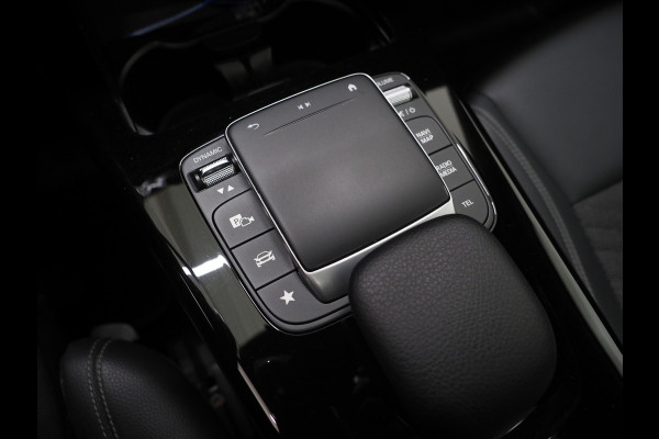 Mercedes-Benz A-Klasse 250 e Panamericana | Panoramadak | Widescreen | Camera | Leder | Zwarte Hemel | Cruise | DAB