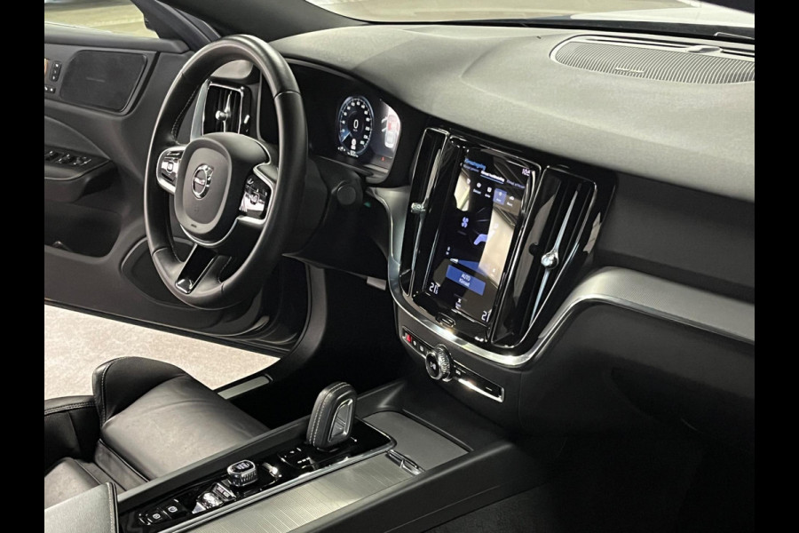 Volvo S60 2.0 B3 R-design | Open dak | Adaptive cruise control | Harman/Kardon | Memory | 360 graden Camera