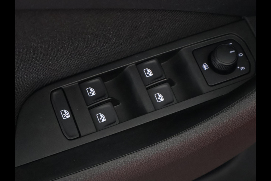 Škoda SCALA 1.0 TSI Sport Business Automaat | Panoramadak | Navigatie | Apple Carplay & AndroidAUTO | Camera