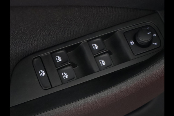 Škoda SCALA 1.0 TSI Sport Business Automaat | Panoramadak | Navigatie | Apple Carplay & AndroidAUTO | Camera