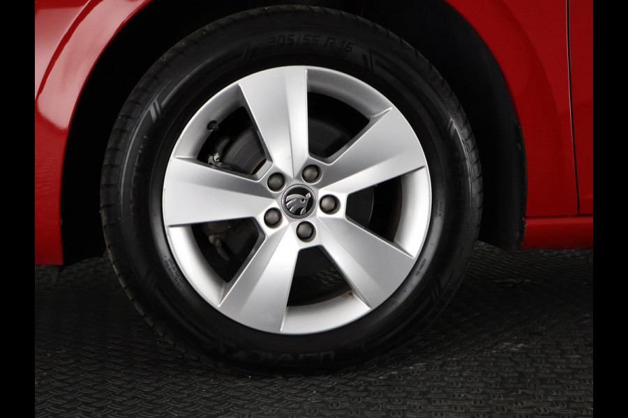 Škoda SCALA 1.0 TSI Sport Business Automaat | Panoramadak | Navigatie | Apple Carplay & AndroidAUTO | Camera