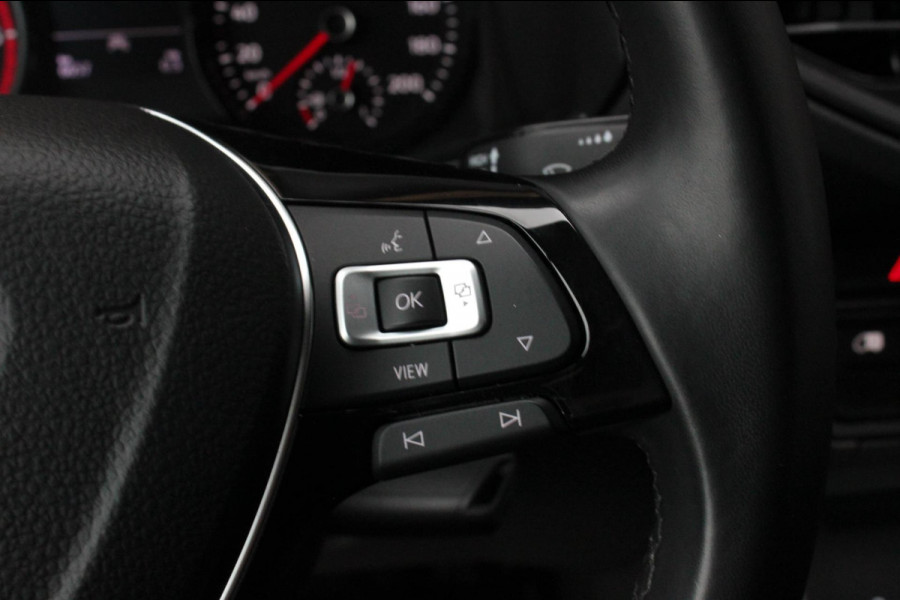 MAN TGE 35 - 177PK FULL BLACK / NAVIGATIE / AIRCO / ACC / CAMERA / CLIMATE CONTEROL / FULL OPTONS / JB-EDITION / APPLE CARPLAY