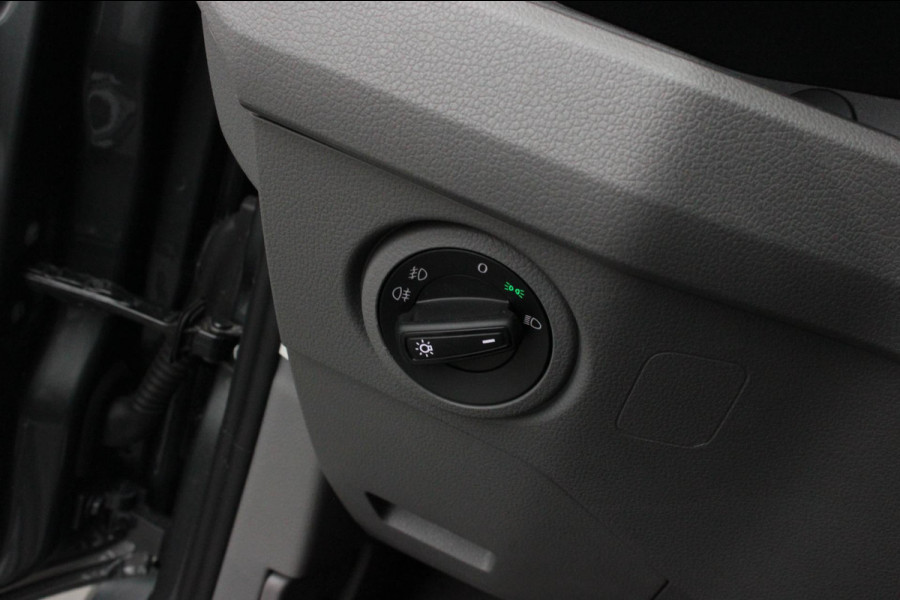 MAN TGE 35 - 177PK FULL BLACK / NAVIGATIE / AIRCO / ACC / CAMERA / CLIMATE CONTEROL / FULL OPTONS / JB-EDITION / APPLE CARPLAY