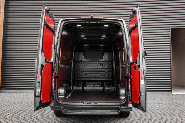 MAN TGE 35 - 177PK FULL BLACK / NAVIGATIE / AIRCO / ACC / CAMERA / CLIMATE CONTEROL / FULL OPTONS / JB-EDITION / APPLE CARPLAY