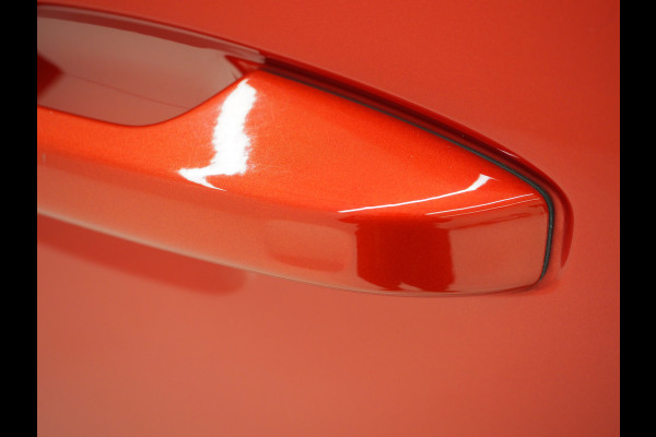 Volvo XC40 1.5 T5 Recharge R-Design | Panoramadak | Trekhaak | Pilot Assist | Leder | 360 | Keyless