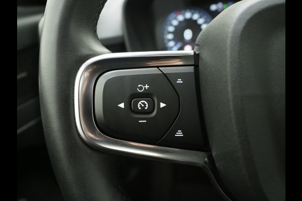 Volvo XC40 1.5 T5 Recharge R-Design | Panoramadak | Trekhaak | Pilot Assist | Leder | 360 | Keyless