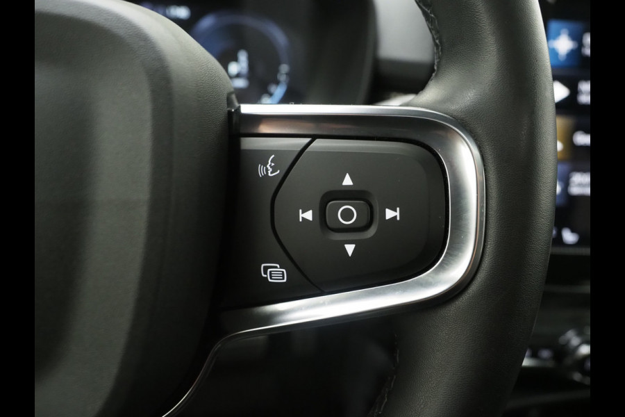 Volvo XC40 1.5 T5 Recharge R-Design | Panoramadak | Trekhaak | Pilot Assist | Leder | 360 | Keyless