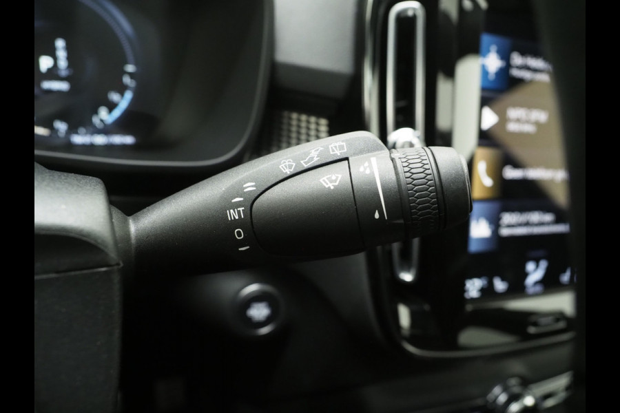 Volvo XC40 1.5 T5 Recharge R-Design | Panoramadak | Trekhaak | Pilot Assist | Leder | 360 | Keyless