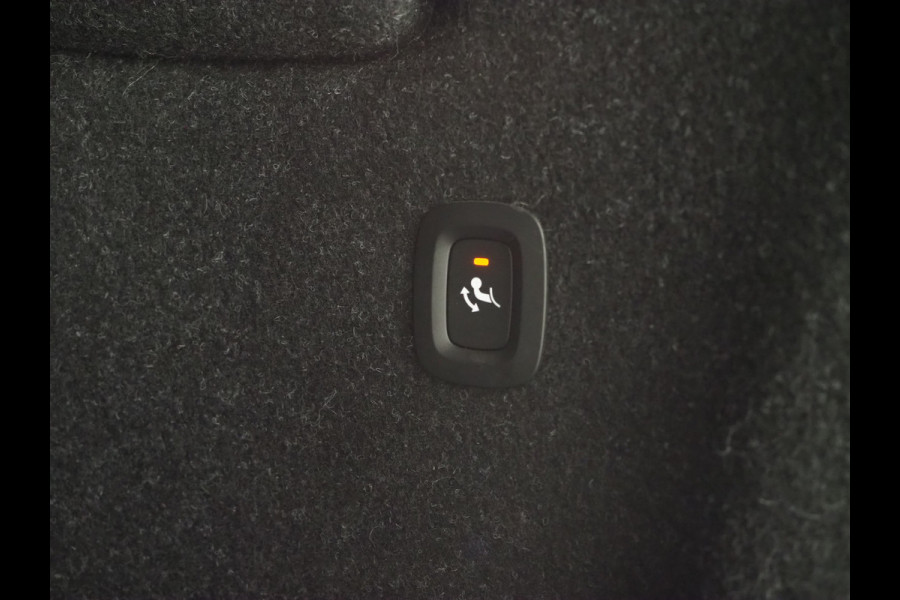 Volvo XC40 1.5 T5 Recharge R-Design | Panoramadak | Trekhaak | Pilot Assist | Leder | 360 | Keyless