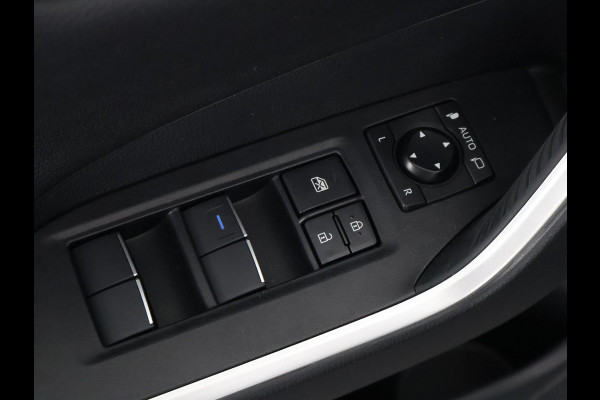 Toyota RAV4 2.5 Hybrid Style | Navigatie | Parkeersensoren | JBL Audio | 360° Camera | Kofferklep Automatisch |