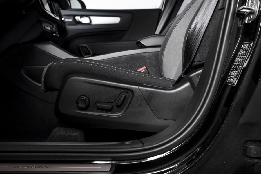 Volvo XC40 1.5 T4 Plug-in hybrid Plus Dark | Dig. Cockpit | Adapt. Cruise | Harman/Kardon | Elek. Stoelen | Stoel-+Stuurverw. | PDC | Camera | NAV+App. Connect | ECC | LM 19" | 2151