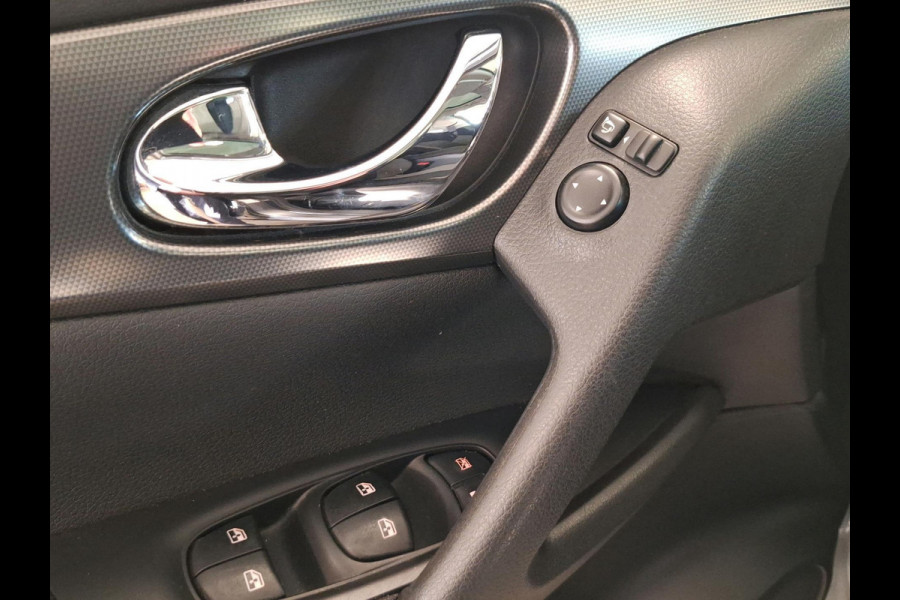 Nissan QASHQAI 1.2 N-Connecta Panoramadak | Automaat