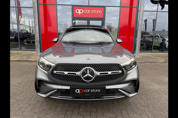 Mercedes-Benz GLC 300e 4MATIC AMG Line