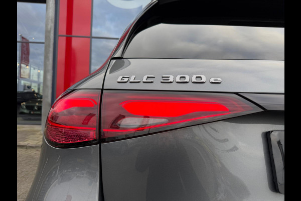 Mercedes-Benz GLC 300e 4MATIC AMG Line