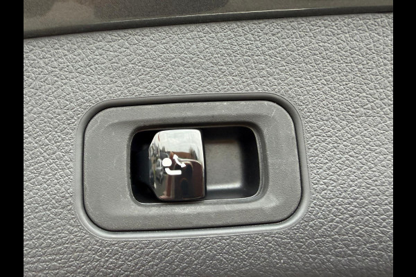 Mercedes-Benz GLC 300e 4MATIC AMG Line