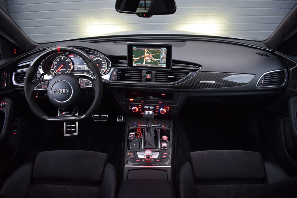 Audi RS6 4.0 V8 TFSI Quattro 605pk Performance | Akrapovič | Keramisch