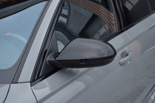 Audi RS6 4.0 V8 TFSI Quattro 605pk Performance | Akrapovič | Keramisch