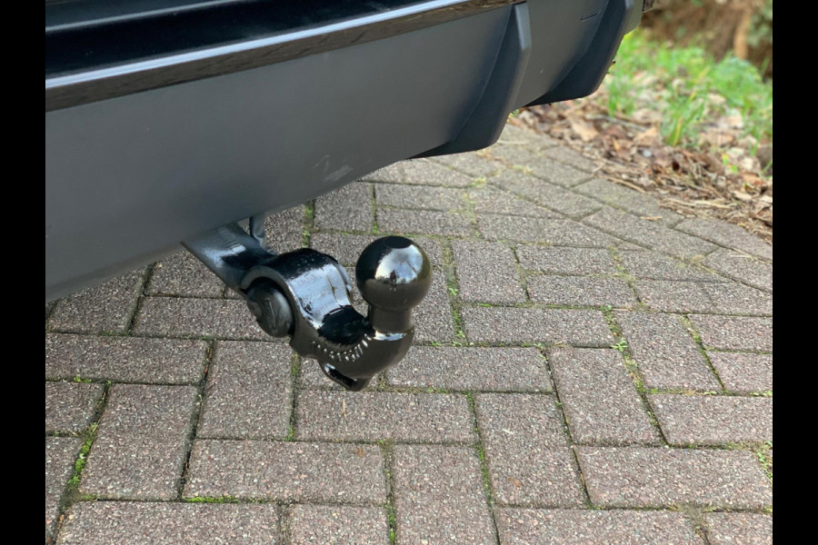 Audi Q3 Sportback 45 TFSI e S Edition 3x S-line|Black| Pano|Matrix LED| 21''|B&O|