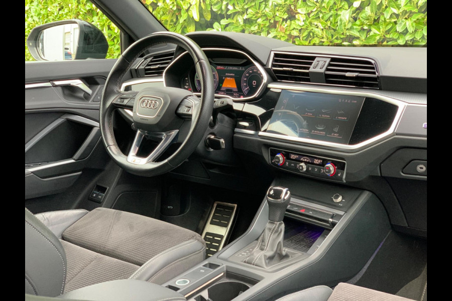 Audi Q3 Sportback 45 TFSI e S Edition 3x S-line|Black| Pano|Matrix LED| 21''|B&O|