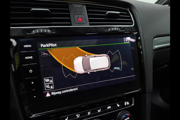 Volkswagen Golf 2.0 TSI GTI TCR Pano*Akrapovic*Cam