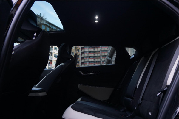 Kia Ev6 GT-Line 77.4 kWh | BTW | Panoramadak | 20inch | Leer | Adaptive + Lane | 4x stoelverwarming + stuurverwarming | Stoelventilatie | MATRIX | Appl Carplay |