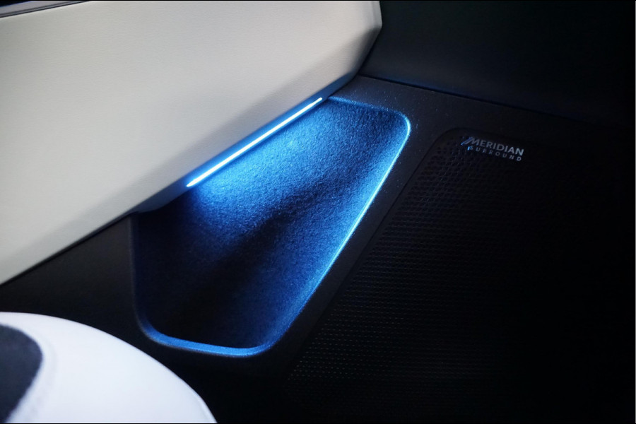 Kia Ev6 GT-Line 77.4 kWh | BTW | Panoramadak | 20inch | Leer | Adaptive + Lane | 4x stoelverwarming + stuurverwarming | Stoelventilatie | MATRIX | Appl Carplay |