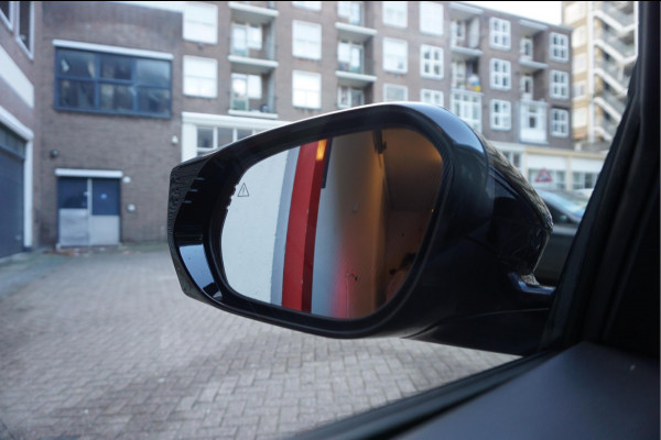 Kia Ev6 GT-Line 77.4 kWh | BTW | Panoramadak | 20inch | Leer | Adaptive + Lane | 4x stoelverwarming + stuurverwarming | Stoelventilatie | MATRIX | Appl Carplay |