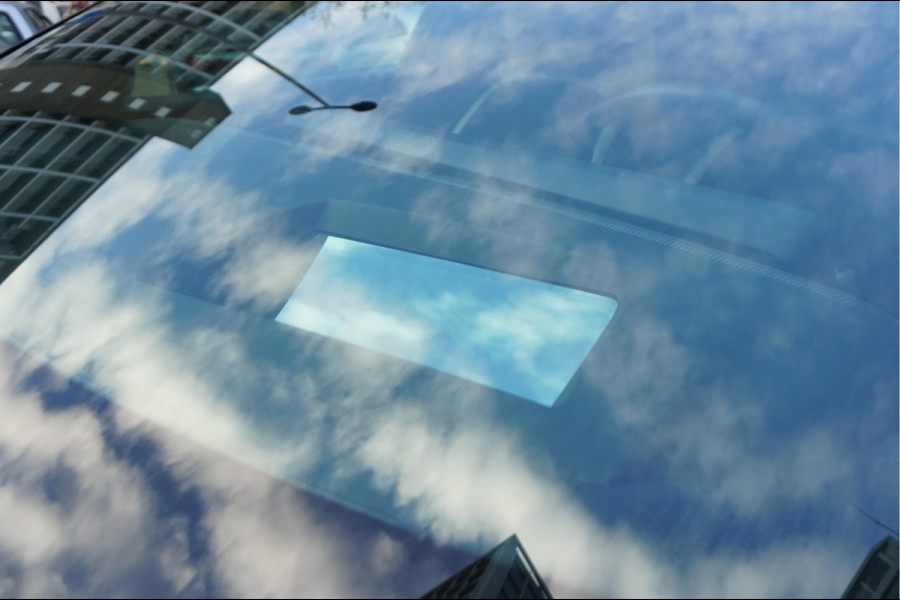 Kia Ev6 GT-Line 77.4 kWh | BTW | Panoramadak | 20inch | Leer | Adaptive + Lane | 4x stoelverwarming + stuurverwarming | Stoelventilatie | MATRIX | Appl Carplay |