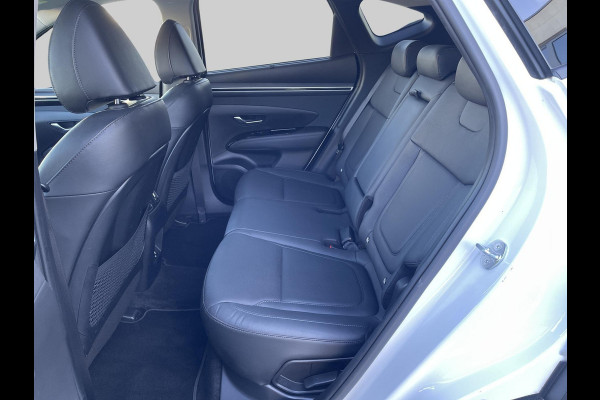 Hyundai Tucson 1.6 T-GDI PHEV Premium Sky 4WD | Glazen schuifkanteldak | Navigatie | Leder