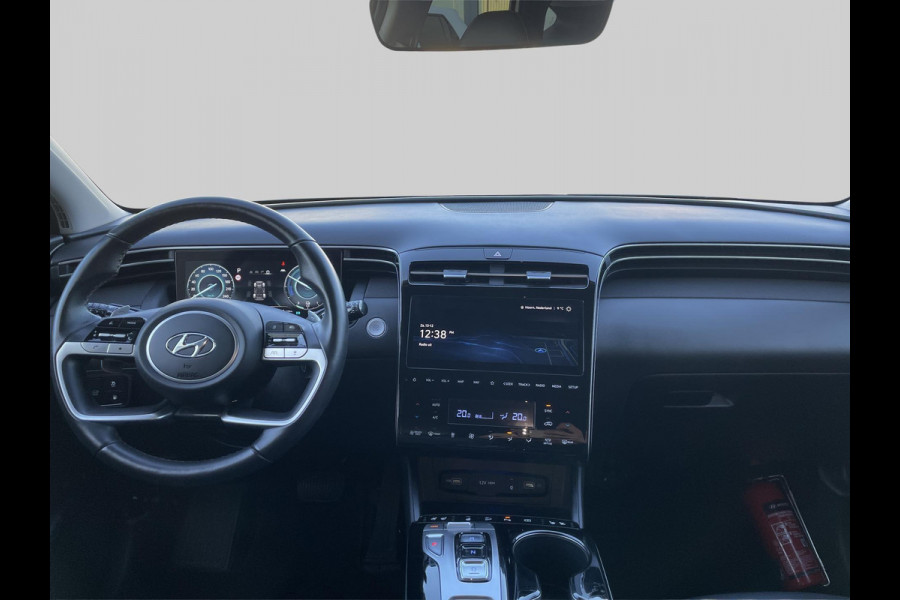 Hyundai Tucson 1.6 T-GDI PHEV Premium Sky 4WD | Glazen schuifkanteldak | Navigatie | Leder