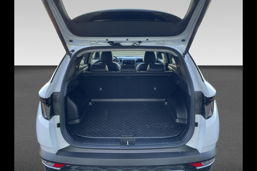 Hyundai Tucson 1.6 T-GDI PHEV Premium Sky 4WD | Glazen schuifkanteldak | Navigatie | Leder