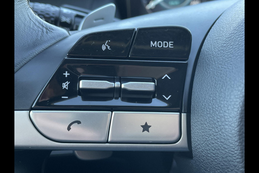 Hyundai Tucson 1.6 T-GDI PHEV Premium Sky 4WD | Glazen schuifkanteldak | Navigatie | Leder