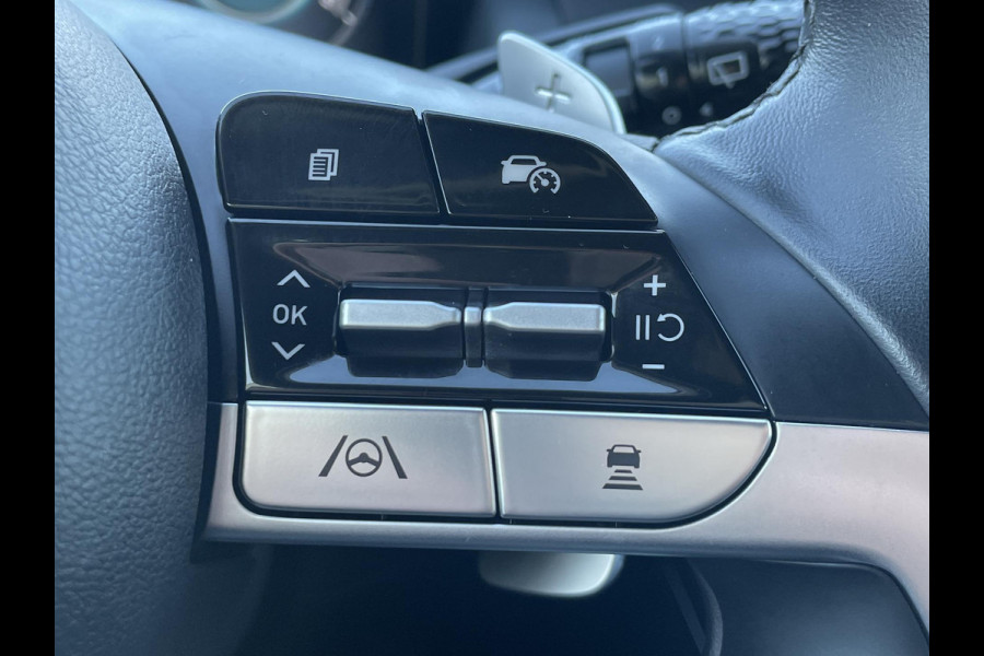 Hyundai Tucson 1.6 T-GDI PHEV Premium Sky 4WD | Glazen schuifkanteldak | Navigatie | Leder