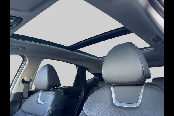 Hyundai Tucson 1.6 T-GDI PHEV Premium Sky 4WD | Glazen schuifkanteldak | Navigatie | Leder