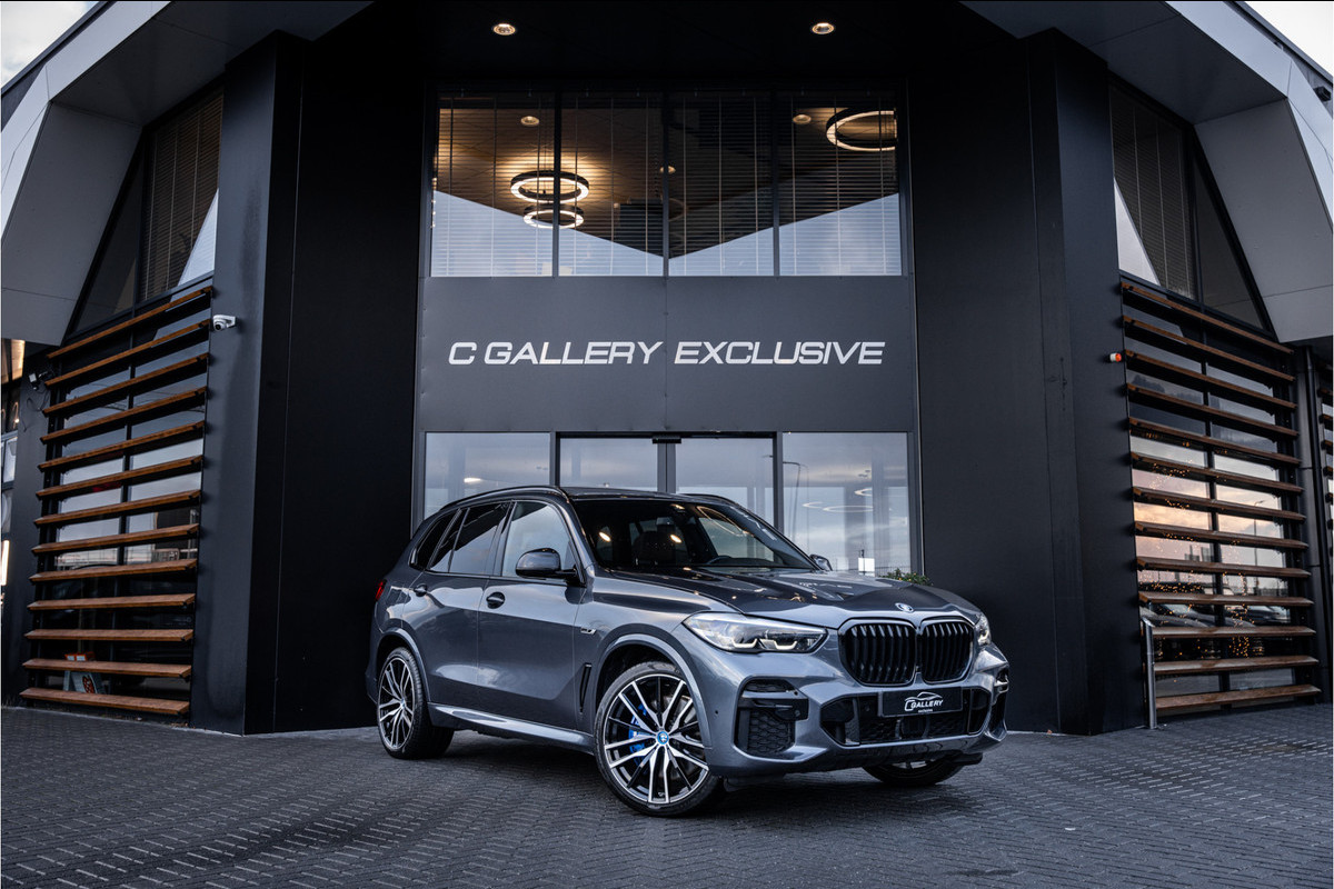 BMW X5 xDrive45e Executive - M Sport | Panorama | Swarovski | Elek. Trekhaak | Memory