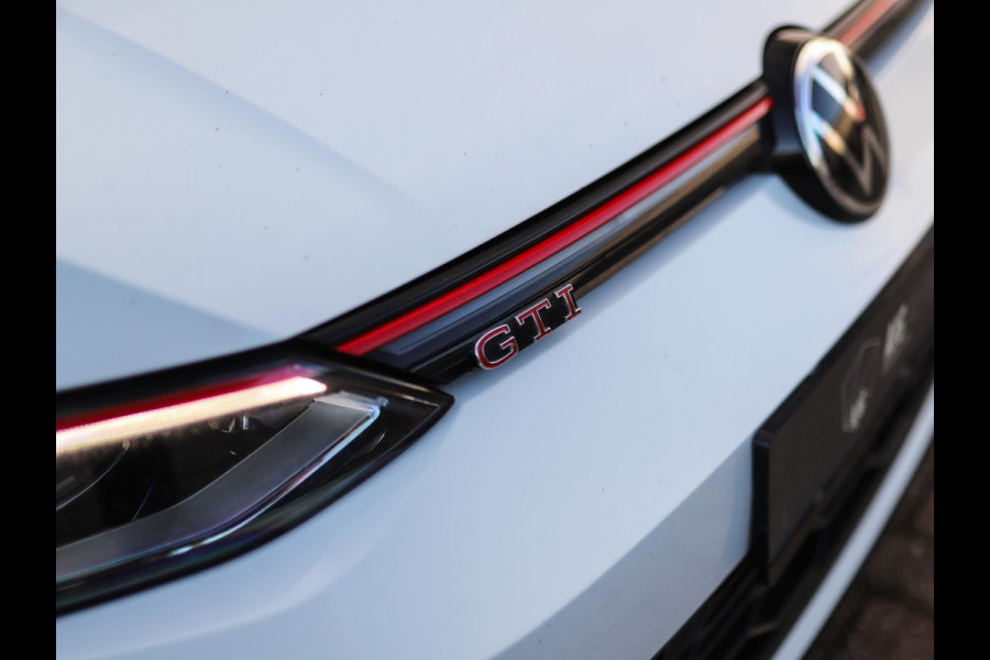 Volkswagen Golf 2.0 TSI GTI IQ-Light | Camera | Stuur/Stoelverw. | ACC