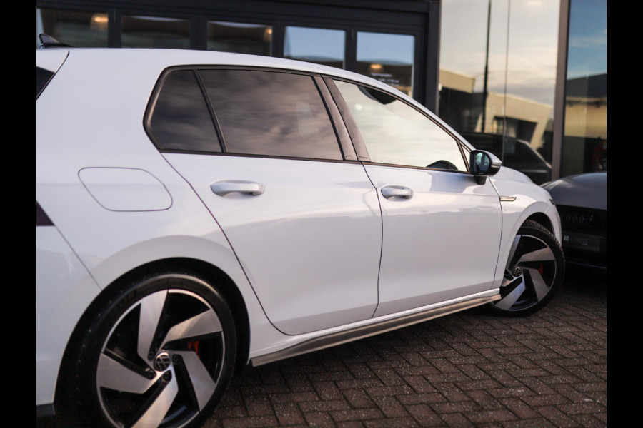 Volkswagen Golf 2.0 TSI GTI IQ-Light | Camera | Stuur/Stoelverw. | ACC