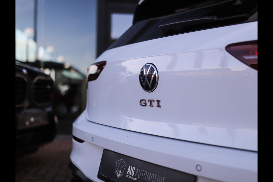 Volkswagen Golf 2.0 TSI GTI IQ-Light | Camera | Stuur/Stoelverw. | ACC
