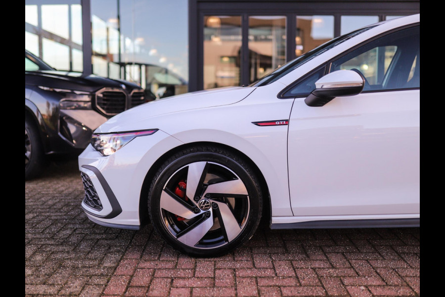Volkswagen Golf 2.0 TSI GTI IQ-Light | Camera | Stuur/Stoelverw. | ACC